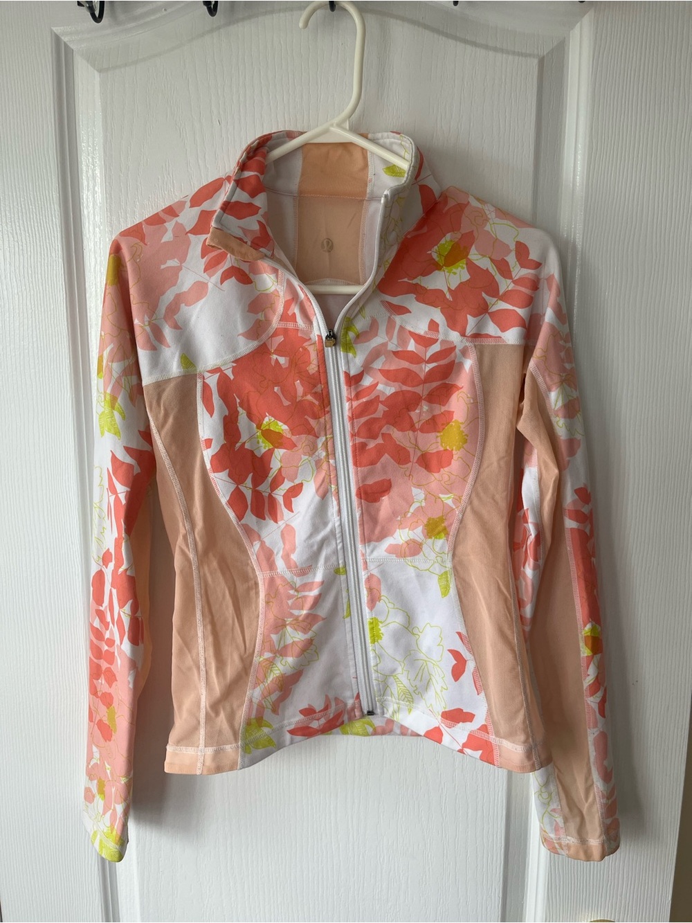 Vintage LULULEMON Floral Define Jacket Rare Discontinued Print Size